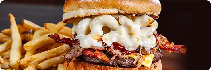 BBQ Pulled Pork Mac N’ Cheese Burger